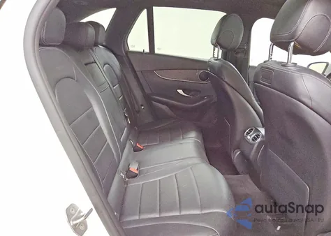 2018 Mercedes-Benz Glc 300 z USA, uszkodzony, nr VIN WDC0G4JB1JV047376